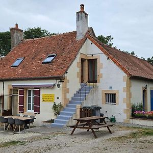 Appartement Le Coeur Du Moulin à Saint-Aubin-le-Monial Exterior photo