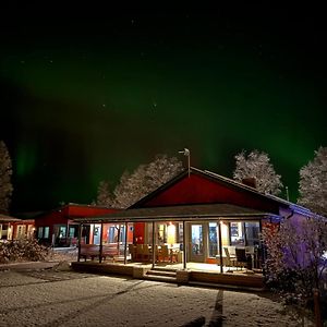 Hotel Tastulan Lomakylae à Kaustinen Exterior photo