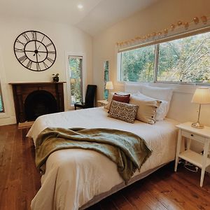 Villa Getaway For 7 With King Bed And Open Fireplace à Ferny Creek Exterior photo