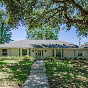 Villa Baton Rouge Beauty Exterior photo