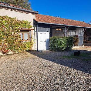 Maison d'hôtes Le Gite Par Fees à Bellenaves Exterior photo