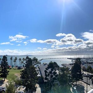 The Waterfront Apartments Geelong Exterior photo