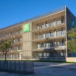 Hotel ibis Styles Montelimar Centre Exterior photo