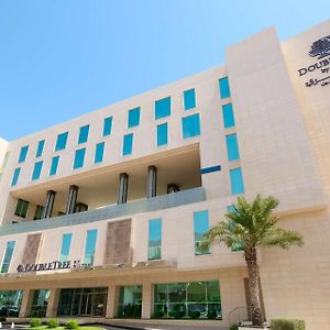 Hotel Doubletree By Hilton Doha - Al Sadd Exterior photo