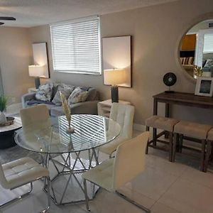 Comforts Of Home In Updated Condo By The Beach Boca Raton Exterior photo