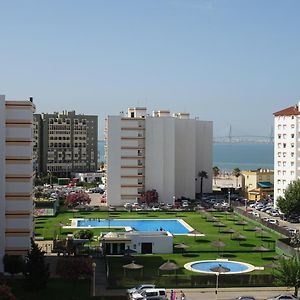 Appartement Apartamento Playa Valdelagrana à El Puerto de Santa María Exterior photo