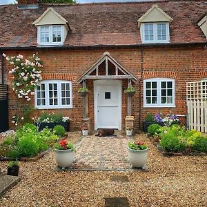 Poppy Rose Cottage Wavendon Exterior photo