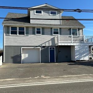 Villa Brant Beach Ocean Front Exterior photo