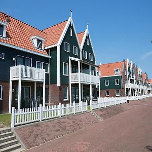 Restyled Holiday Home On The Markermeer Volendam Exterior photo