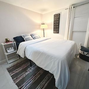 Cozy Room Bronx Ny For Traveling Professionals New York Exterior photo