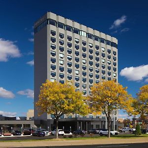 Hotel Doubletree By Hilton Battle Creek Exterior photo