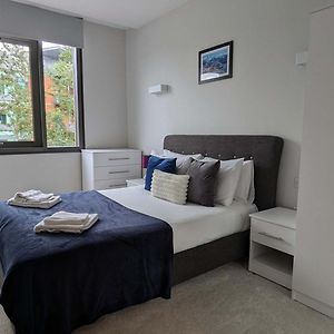 Appartement Modern 1 Bed Apt Bracknell- With Parking Exterior photo