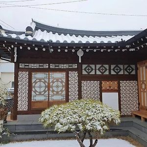 Villa Feel Good Hanok à Andong Exterior photo