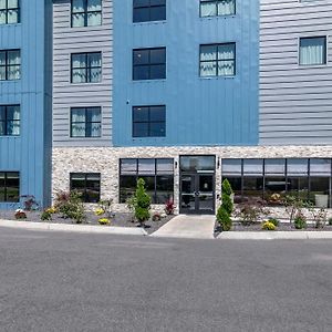 Casco Bay Hotel Pmw Airport - Maine Mall, Ascend Hotel Collection South Portland Exterior photo