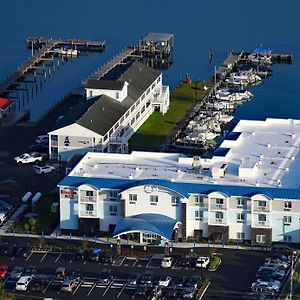 Marina Bay Hotel & Suites, Ascend Hotel Collection Chincoteague Exterior photo