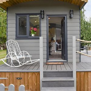 Villa Ponsford Ponds Jacks Shepherd Hut - Bcponhut à Cullompton Exterior photo