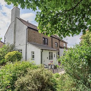 Lane Ends Cottage Disley Exterior photo