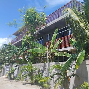 Hotel Lhohi White Sand à Manadhoo Exterior photo