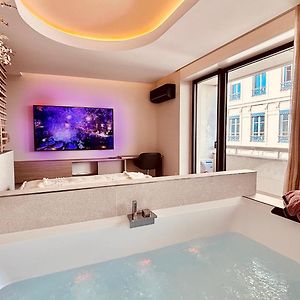 Blossom Suite-Hyper Centre Jacuzzi Balcon Clim Lyon Exterior photo