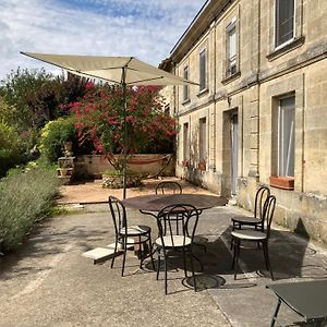 Villa Maison De Campagne - La Belle Claudine à Laruscade Exterior photo