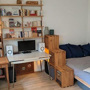 Appartement Studio Equipe De 25M2 Xxe Arrondissement 2 Places à Paris Exterior photo