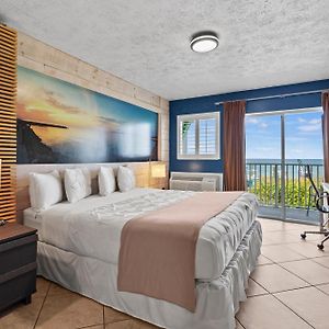 Ocean View Hotel Room With Balcony- King Bed #17 Fort Pierce Exterior photo