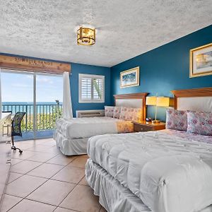 Ocean View Hotel Room With Balcony- 2 Full Beds #20 Fort Pierce Exterior photo