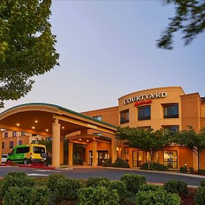 Hotel Courtyard Medford Airport Exterior photo