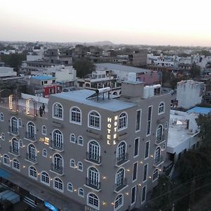 Hotel Hari Leela Fort View Palace à Chittorgarh Exterior photo