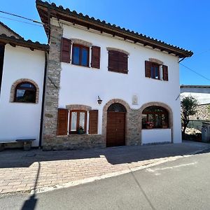 Bed and Breakfast Locanda Da Mari à Aulla Exterior photo