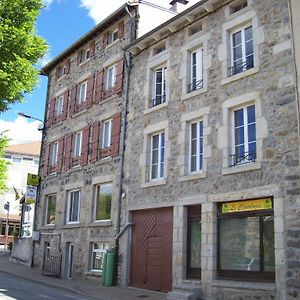 Hotel Logis Le Clair Logis à Laussonne Exterior photo