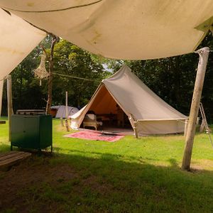 Hotel Glampingtent Camping Namaste à Berlicum Exterior photo