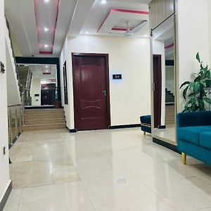 Hotel Relaxing Way Rawalpindi Exterior photo