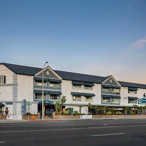 Best Western Harbour Inn & Suites Huntington - Sunset Beach Exterior photo