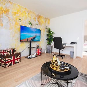 Appartement Dortmunder Erdgeschoss-Luxusloft Mit Grossen Balkon, Netflix Und 250 Mbytes Highspeed Wifi à Wilhelmshohe Exterior photo