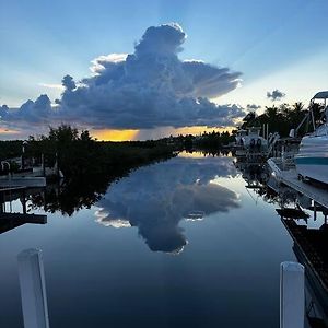 Star Room At Barnacle Bed And Breakfast Big Pine Key Exterior photo