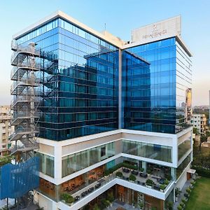 Renaissance Ahmedabad Hotel Exterior photo