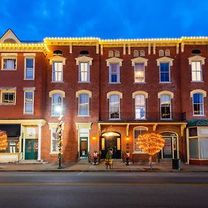 The Woodford Hotel Versailles Exterior photo