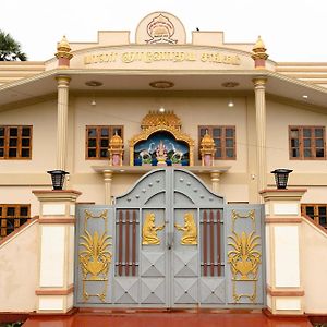 Hotel Pgs Hall à Jaffna Exterior photo