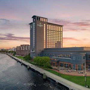 Renaissance Portsmouth-Norfolk Waterfront Hotel Exterior photo