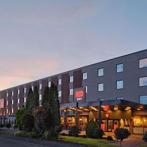 Hotel Radisson Red London Gatwick Airport à Crawley  Exterior photo