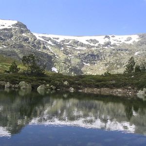 Hotel Punta The Best Location In The Mountains Of Madrid Guadarrama Exterior photo