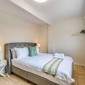 Stayau Cozy 1Br Living Space Near Chadstone Exterior photo