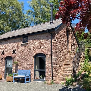 Villa Ty Bach Coch à Scethrog Exterior photo