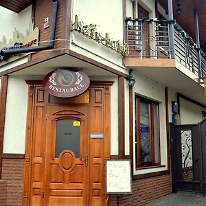 Hôtel Zlata Praha à Moukatcheve Exterior photo
