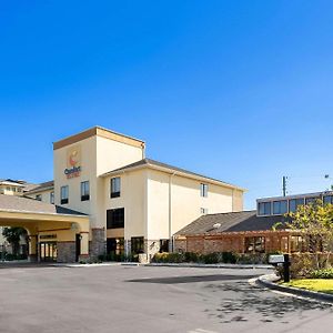 Comfort Suites Panama City Near Tyndall Afb Exterior photo