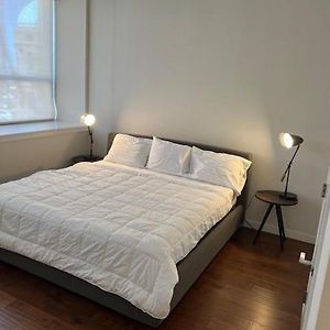 Appartement Kislak 402 Spacious 1Br Retreat Above The City à Newark Exterior photo