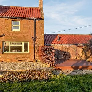 Villa The Old Farmhouse à Smeafield Exterior photo