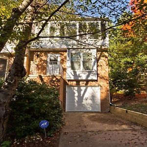 Cozy 3 Bedroom And 2 And Half Bath Townhouse Arlington Exterior photo