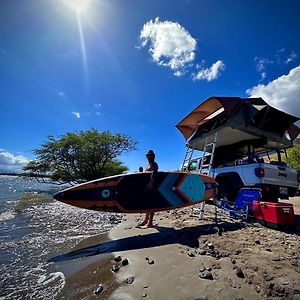 Embark On A Journey Through Maui With Aloha Glamp'S Jeep And Rooftop Tent Allows You To Discover Diverse Campgrounds, Unveiling The Island'S Beauty From Unique Perspectives Each Day Haiku Exterior photo